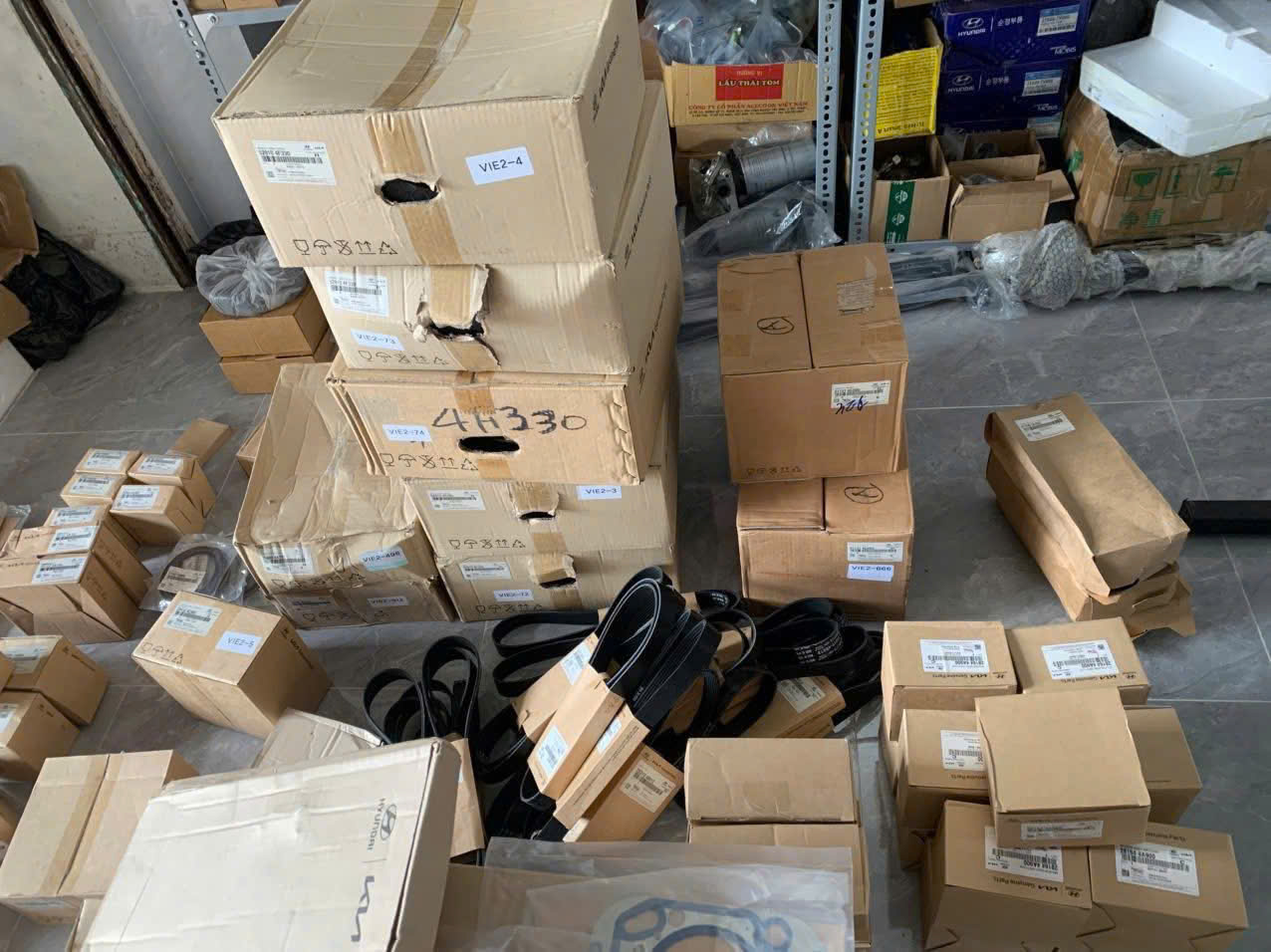 Kho phụ tùng Phuc Auto Parts